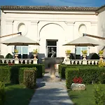 Palazzo Leti Residenza D'epoca 호텔 스폴레토