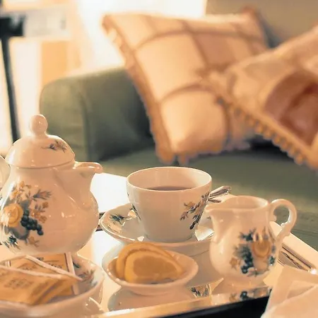 Palazzo Leti Residenza D'epoca Hotel 4*