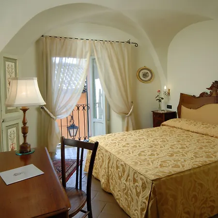 Palazzo Leti Residenza D'epoca 4*