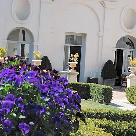 Ξενοδοχείο Palazzo Leti Residenza D'epoca 4*