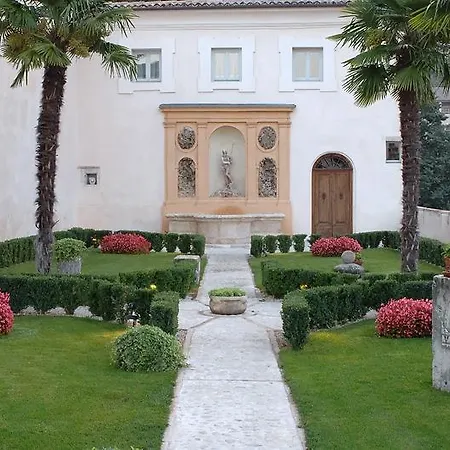Palazzo Leti Residenza D'epoca Hotel 4*